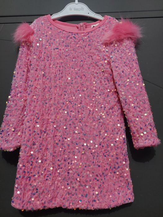 Детска рокля с пайети