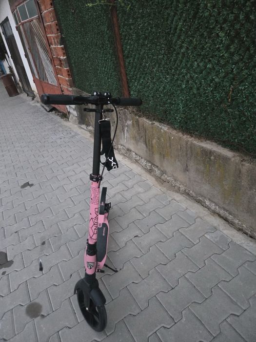 Тротинетка с дискова спирачка