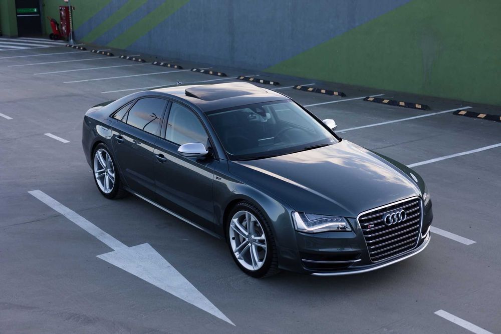 Audi A8 S8 4.0 TFSI ZF8HP Impecabilă  kilometri reali fara daune