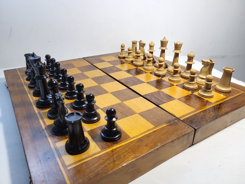 #9 Стар шах и табла