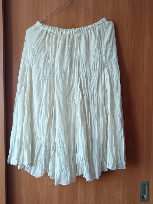 Vând Fustă Damă  Voal Mărimea L Nouă