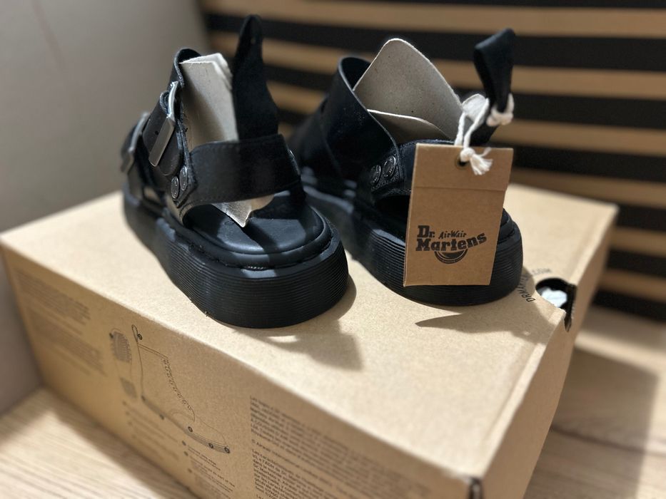 Нови сандали Dr Martens 37 номер