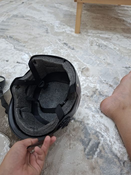 Зеркала и каска для электровелосипеда