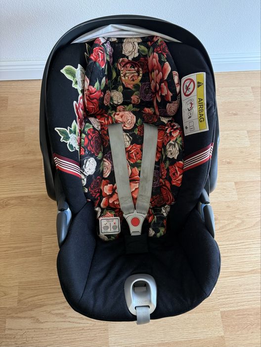 Scoica auto pentru copii Cybex Cloud Z2 i-Size Spring Blossom, 0-24 luni - Dark