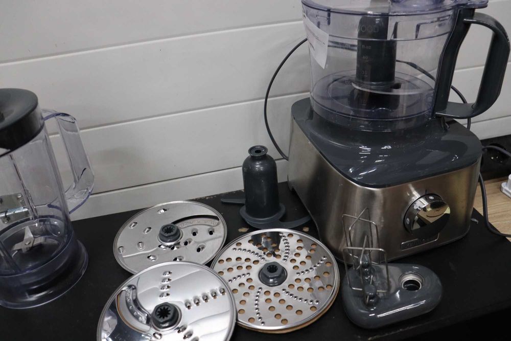 Кухненски робот Kenwood FDM301SS Multipro Compact (800 Watt)