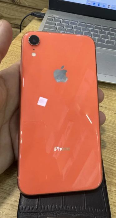 Два iphone xr 126gb & 64gb