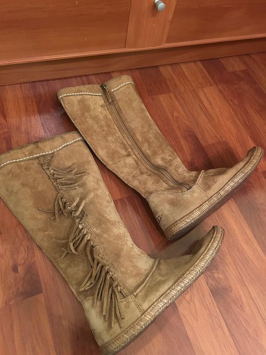 Дамски ботуши велур, UGG