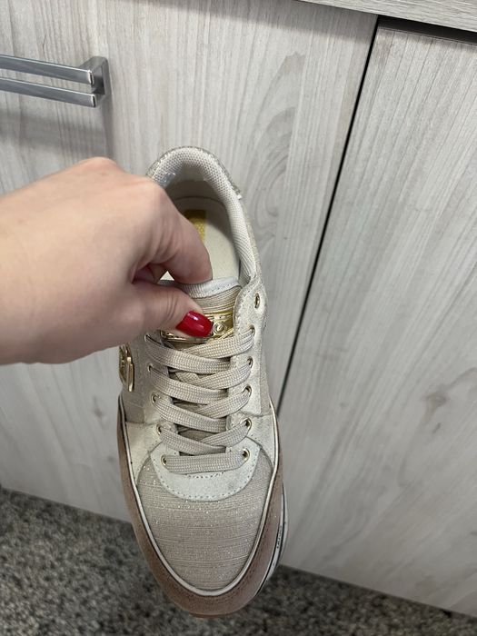 Liu jo сникърси бежово с блясък