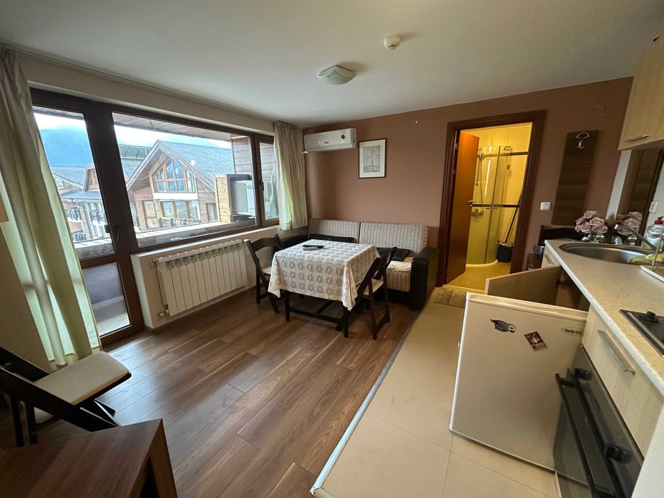 Продава се Тристаен апартамент в Разлог - 54 кв.м за 416 €/кв.м - Снимка #1