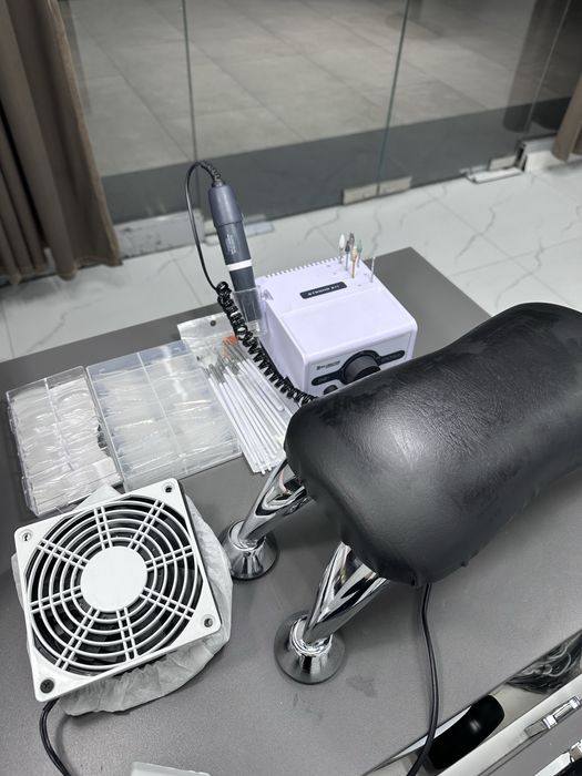 Маникюр набор сотилади