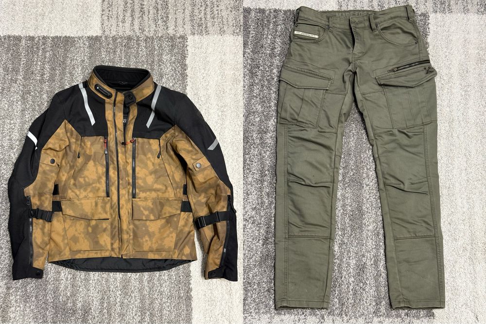 Pantaloni moto john doe defender 30/32 , geaca Revit Offtrack 2 marime S, manusi Revit Sand 5 marime S