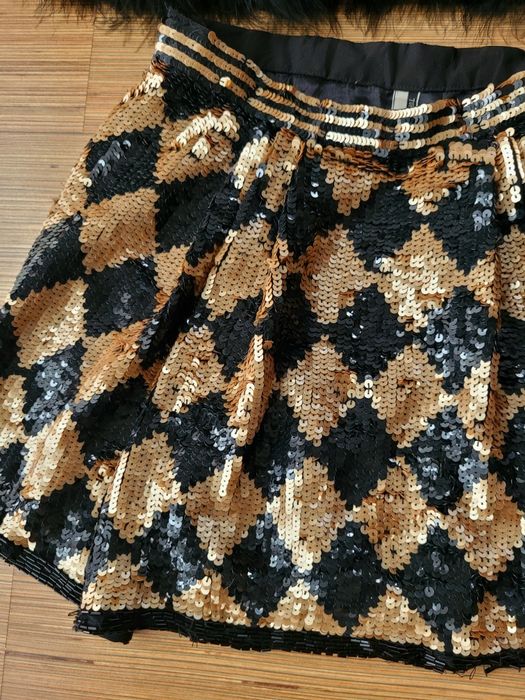 Vesta pene struț, fusta paiete Topshop