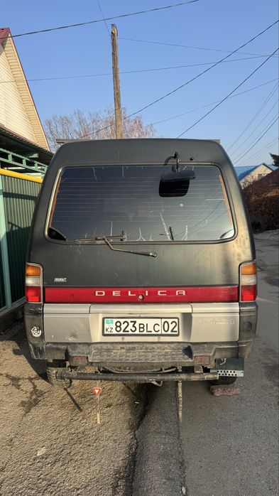 Mitsubishi Delica