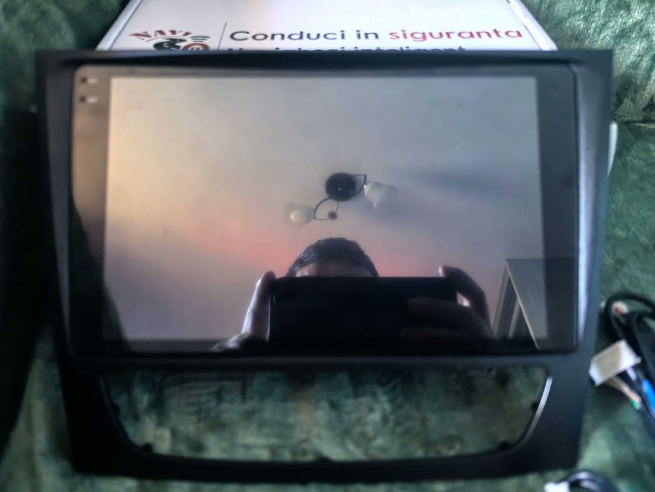 Navigatie Auto Dedicata Mercedes