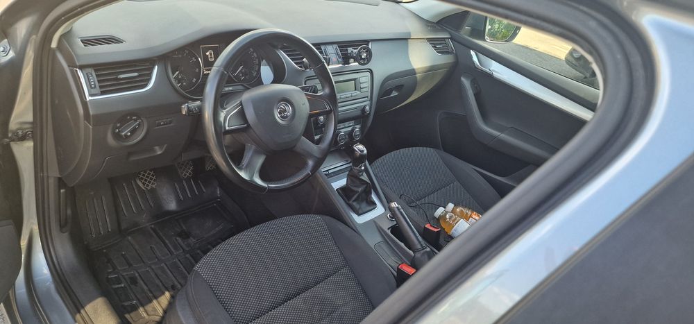 SKODA Octavia 2013 — imagine 3
