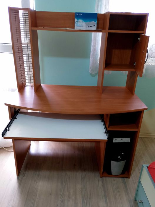 Ученическо/компютърно бюро