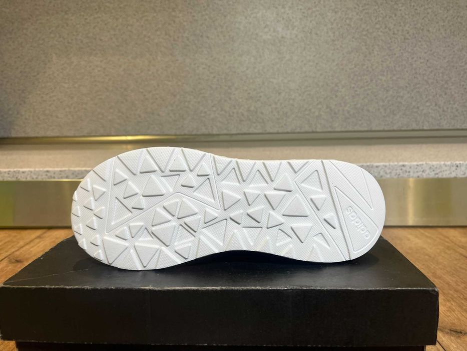 ОРИГИНАЛНИ *** Adidas Questar Drive / Pink White