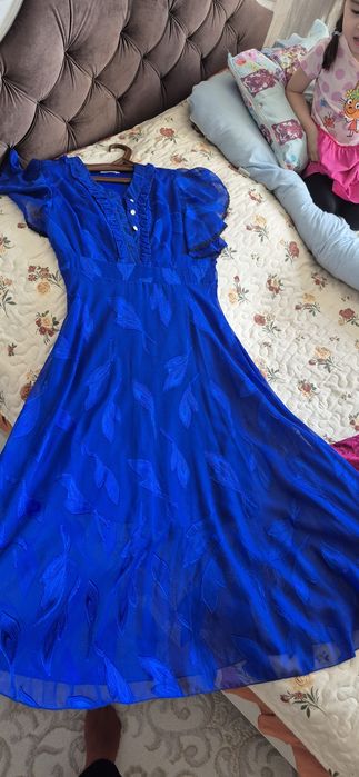 Продам платья по низкой цене