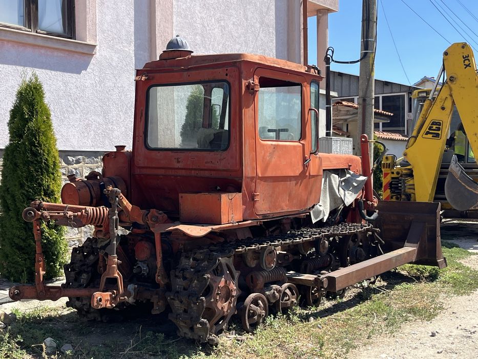 ДТ 75 в добро състояние