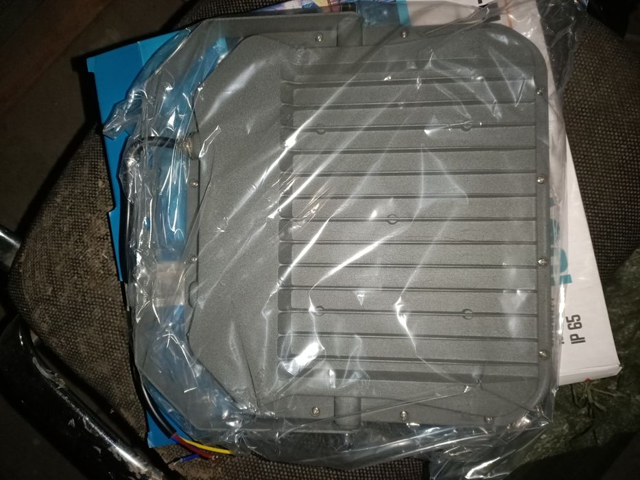 Прожектор 100 Ватт