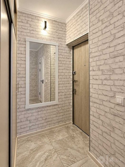 Продаётся 2в3 комнаты, 60 м², 2 этаж — Мирзо-Улугбекский район, Ц-1