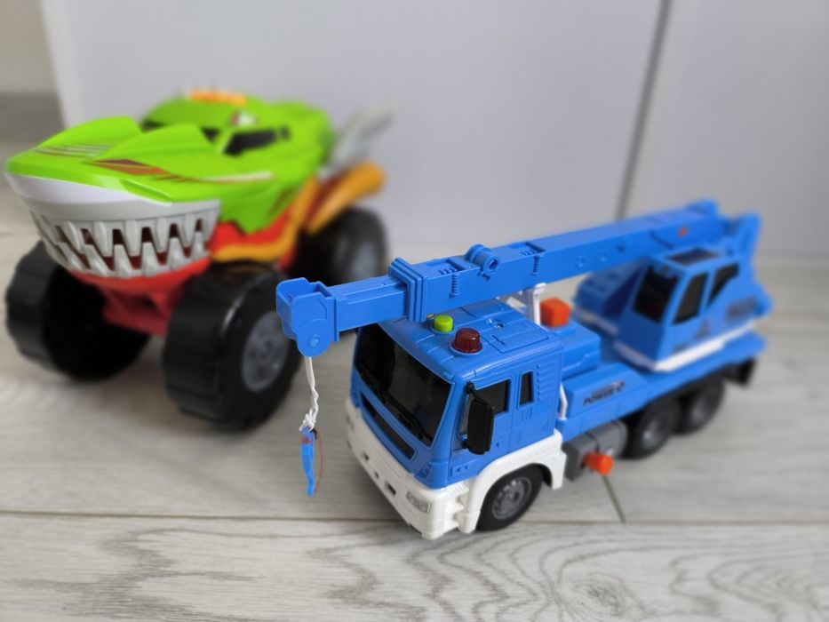 Играчки за момче-пожарни, багери, автовоз,кран, камион, Макуин