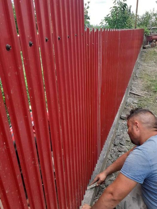 Garduri si porti din panou stil jaluzele, sipca metalica, plasa si BCA