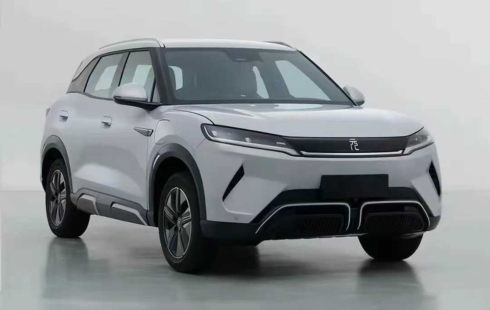 BYD Yuan Up. Yumshoq, qulay va hamyonbop.