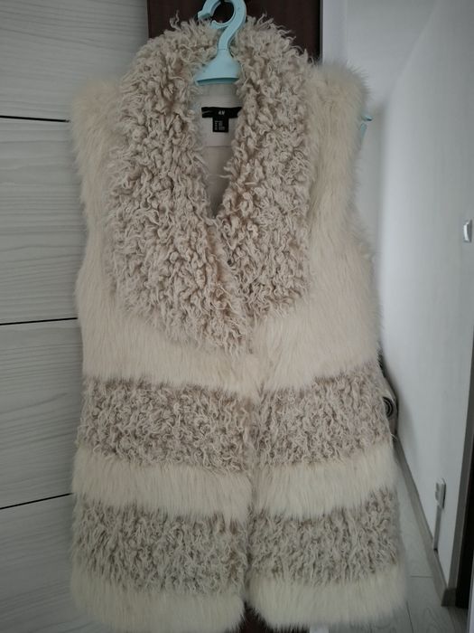 Vestă din blană h&m