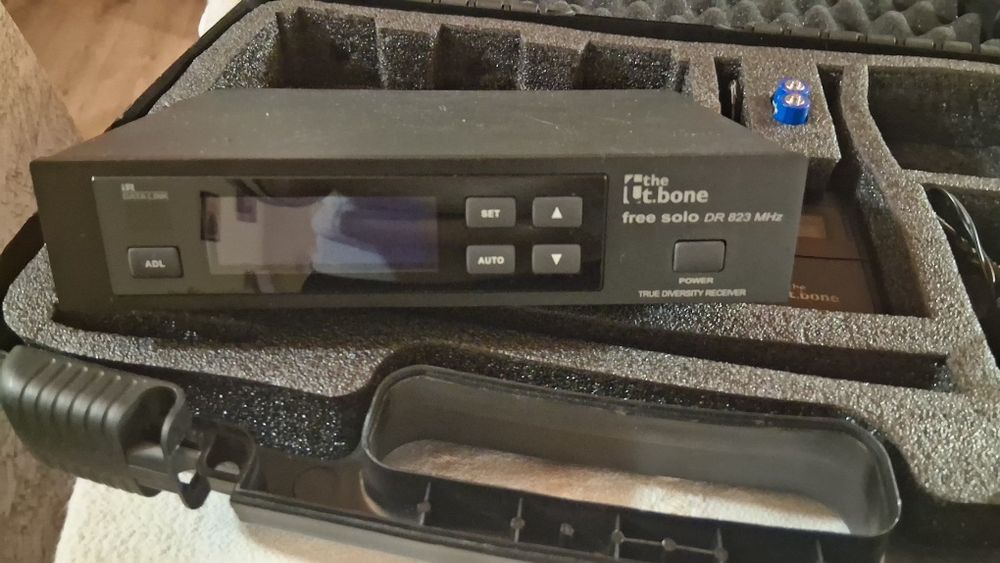 Безжичен микрофон The bone