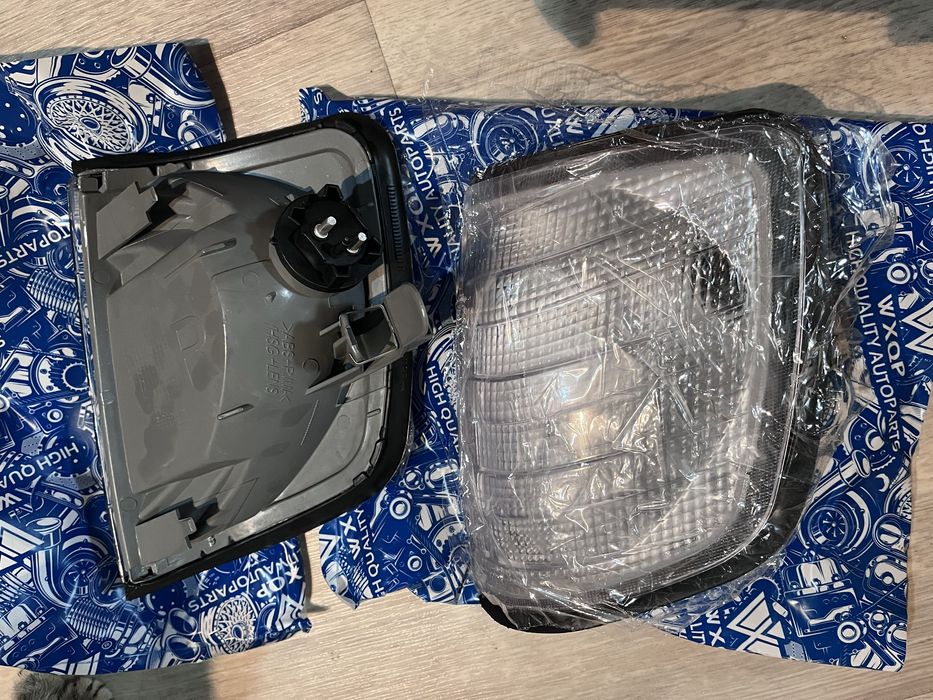 Продам фары мерседес 124