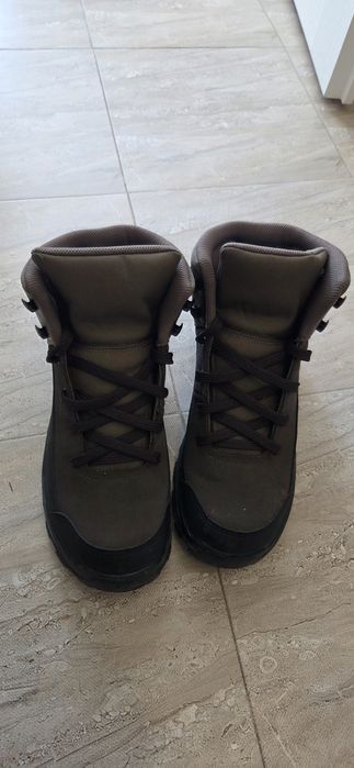 Ghete drumetie, marimea 42 de vanzare in stare buna