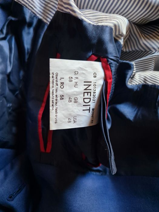 Costum nou, impecabil, culoare gri, elegant pentru barbati din 2 piese