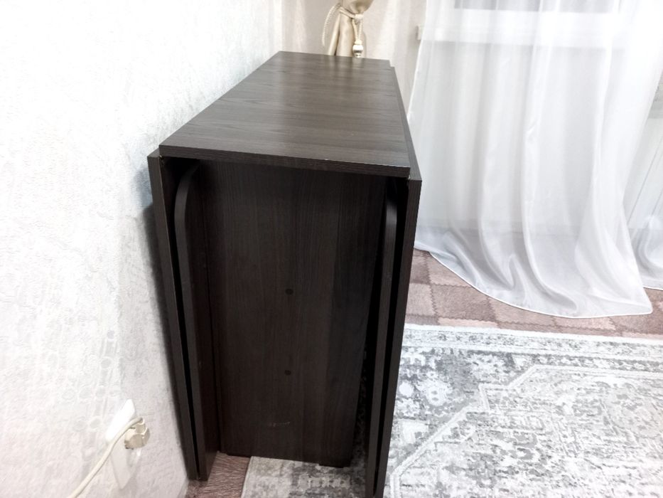 Стол  книжка б/у