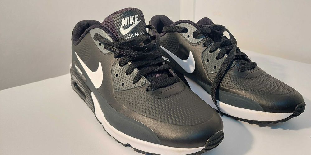 NIKE AIR MAX 90 Sportswear - pe negru