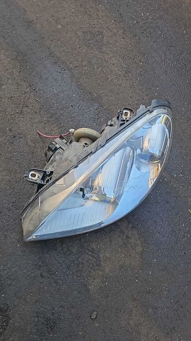 Фара на Mercedes B-Class w245