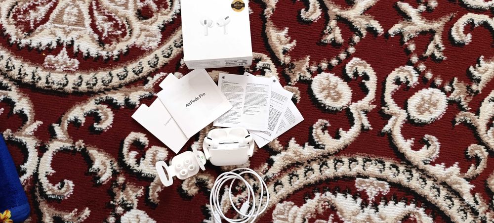Airpods pro продам срочно!!!