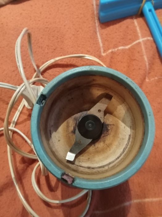 Router+ Râjniță cafea veche