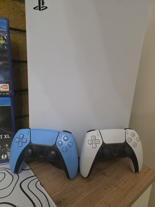 Продам PS5 с играми