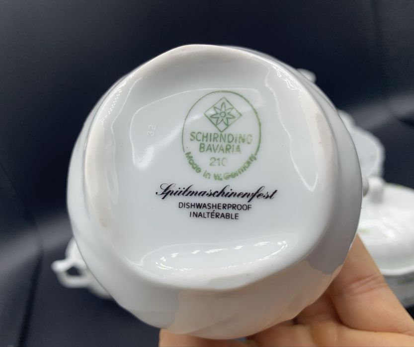 Елитен немски порцеланов сервиз Schirnding Bavaria – 20 части