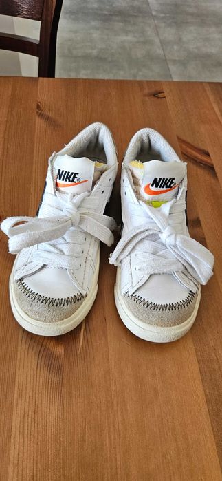 Кроссовки Nike б/у