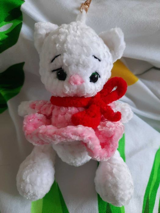 Плетена Амигуруми играчка -коте, змия, мече, пингвин, хипо, зайче