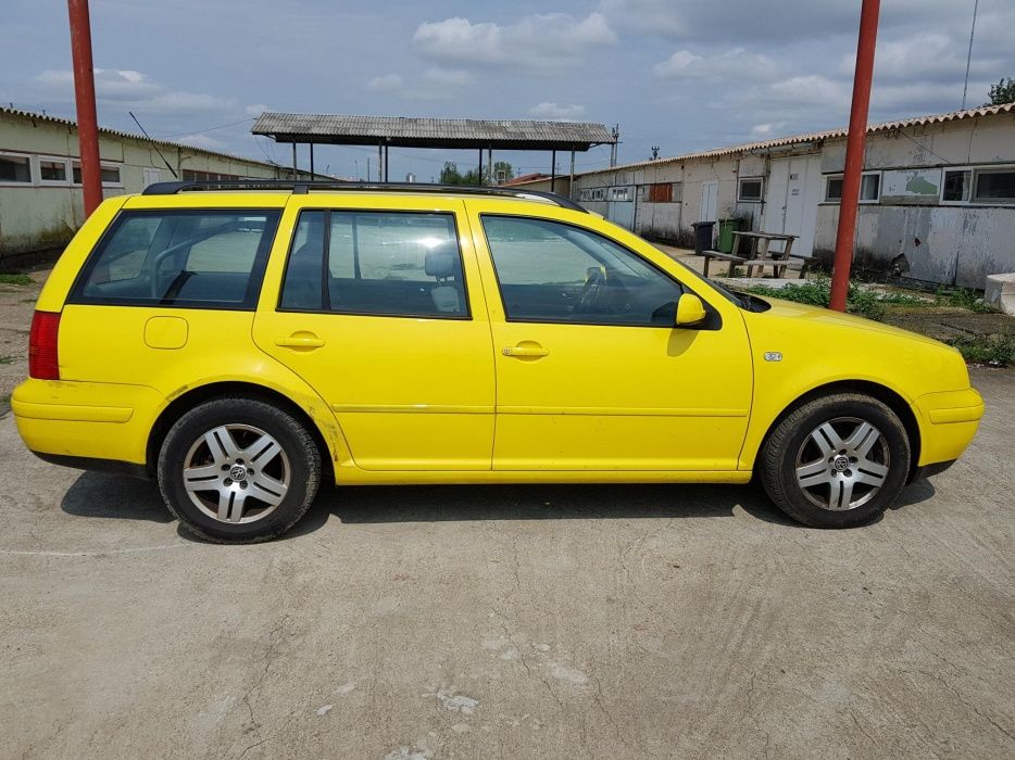 Dezmembrez vw golf 4 break, motorizare 2.0 benzina , cutie automata