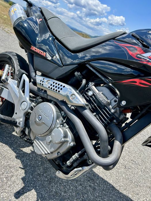 Продавам Honda fmx650 супер мото