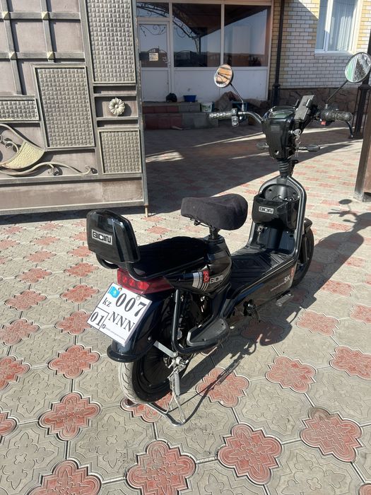 Электроскутер ск8