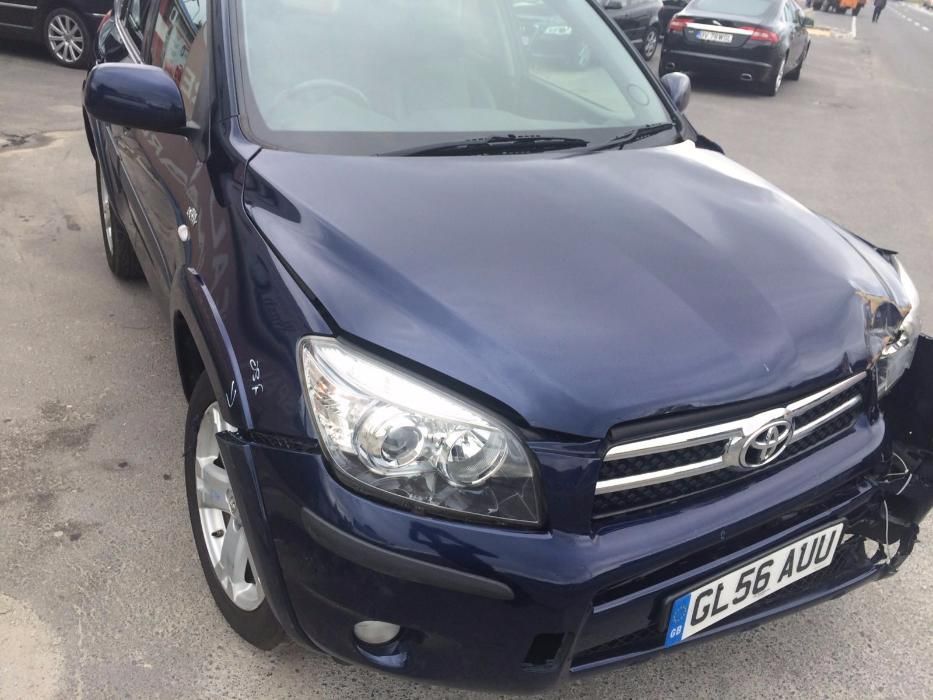 Dezmembrari Toyota Rav4 2008 2.2Dcat 177cp DPF