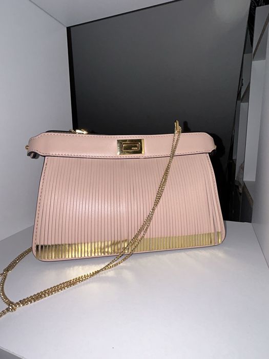 Fendi чанта нова