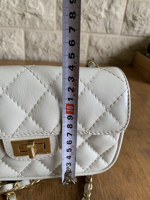 Чисто нова чанта естествена кожа