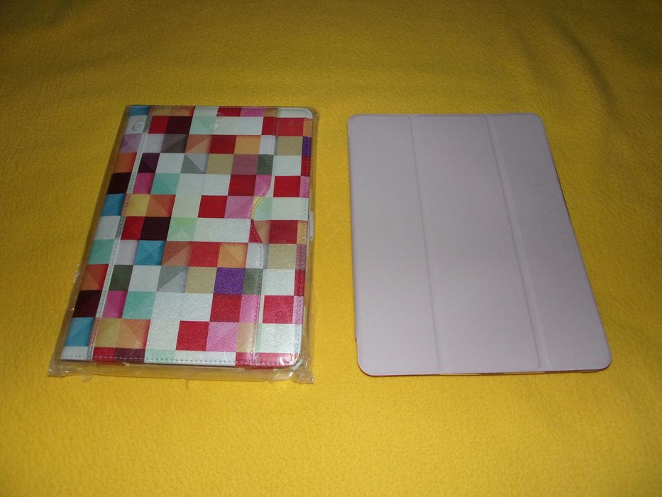 Huse IPAD tablete noi sigilate
