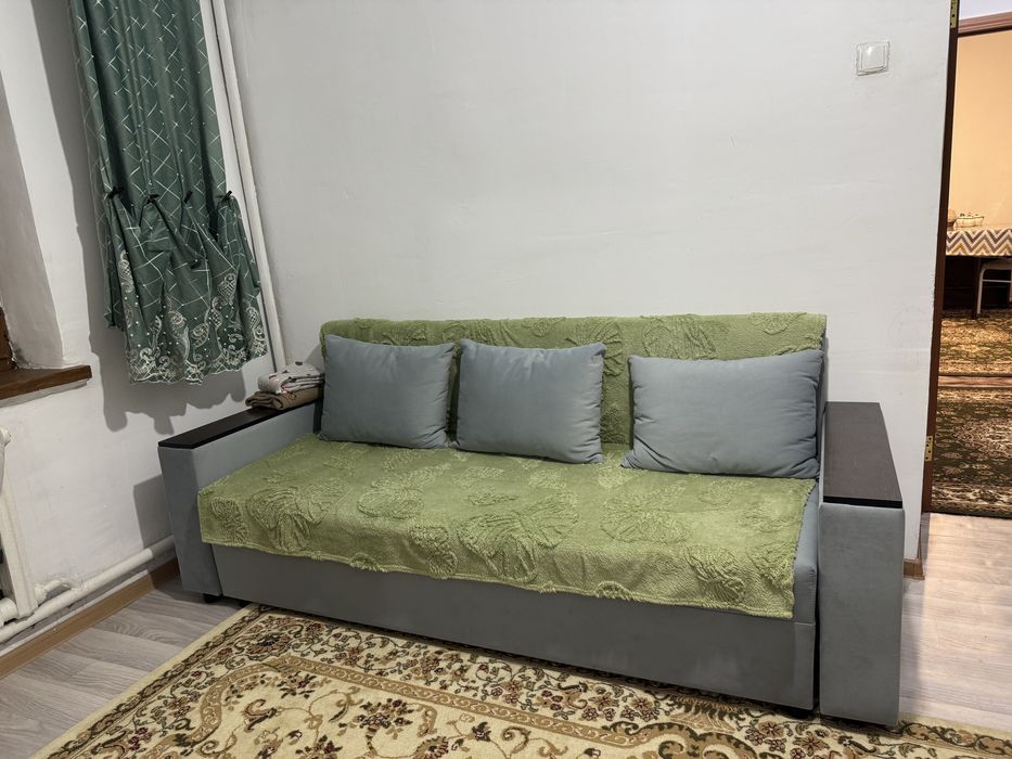 Диван для гостиной